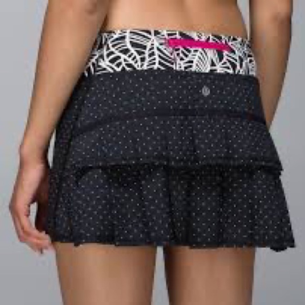 Lululemon Pleat Skirt Size 6